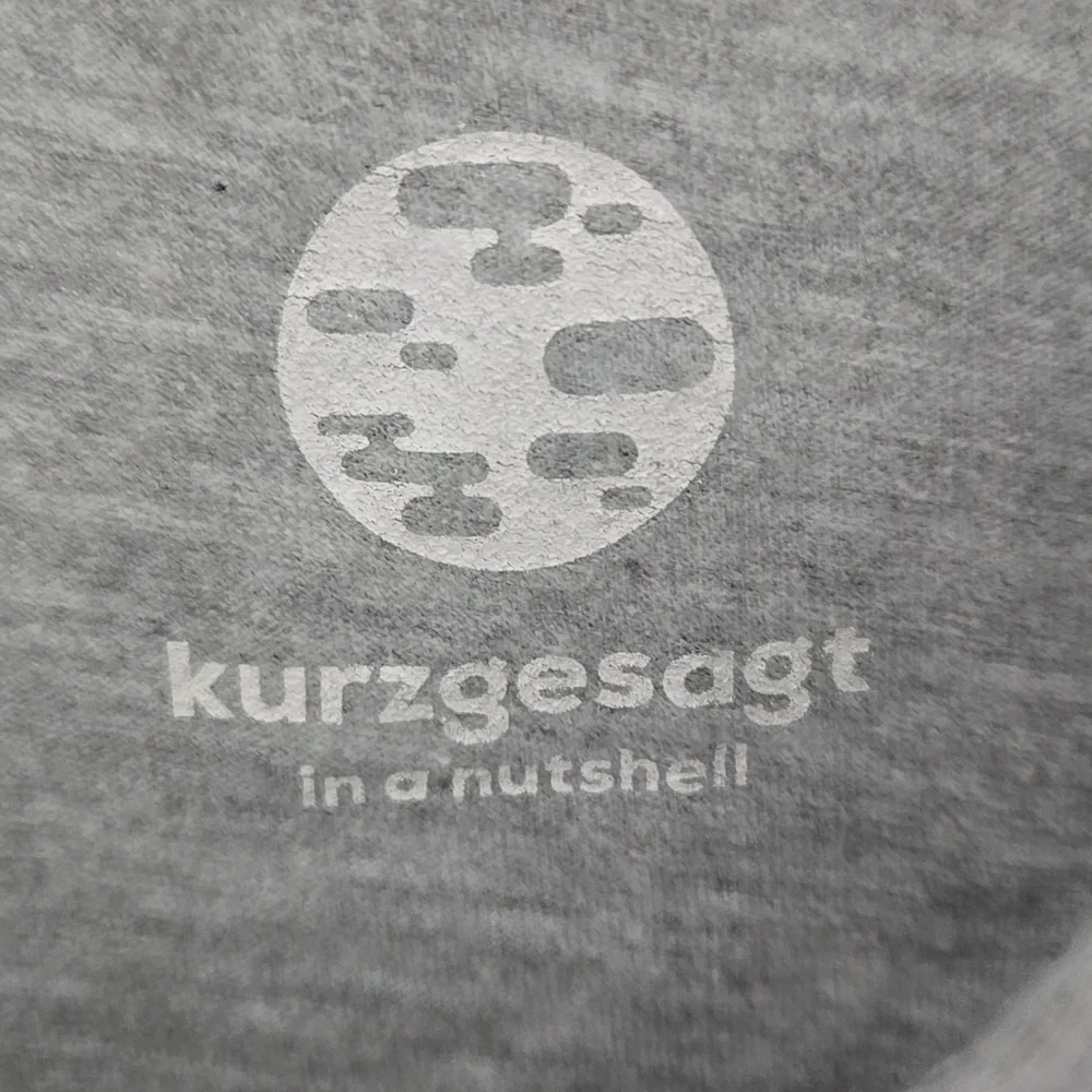 Kurzgesagt Gray Bird Graphic T-Shirt - Picture 4 of 8